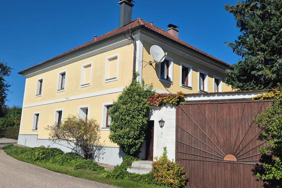 Wunderschöner Dreikanthof in Ruhelage mit Reithalle, Haus-kauf, 875.000,€, 4904 Vöcklabruck