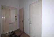 ++NEU++ 3-Zimmer Altbau-Wohnung (sanierungsbedürftig) mit viel Potenzial!