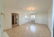 Südstadt: helle 2-Zimmer-Wohnung mit Loggia