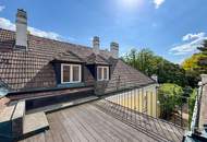 Elegante Wohnung in historischer Villa mit Dachterrasse und Blick ins Grüne