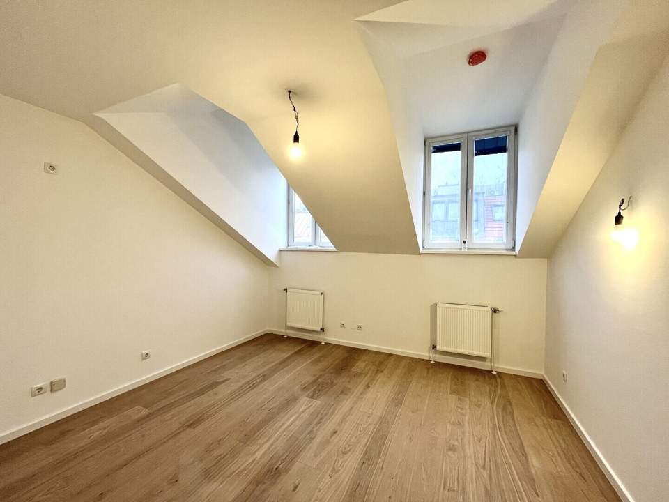1030! Hübsche, generalsanierte 2-Zimmer Dachgeschoss Wohnung nahe U3!