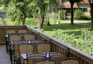 TRADITIONSREICHER WINZERHOF MIT PENSION &amp; HEURIGEN IN BESTER WACHAUER LAGE
