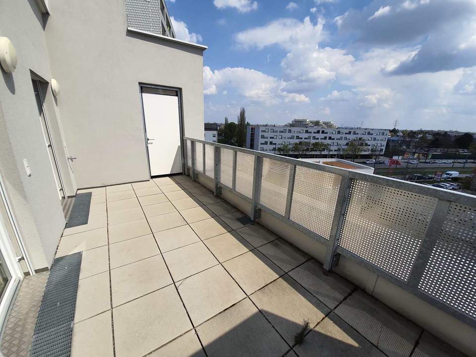 Q11 Leben in Simmering - Lichtdurchflutete Terrassenwohnung mit 2 Zimmern und Deckenkühlung!