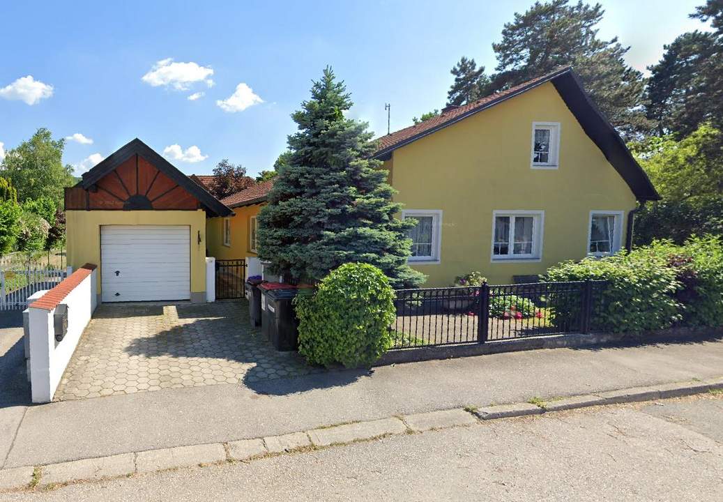 "Preisreduziert" EINFAMILIENHAUS IN SONNIGER LAGE