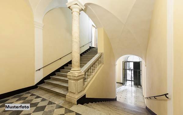 4-Zimmer-Maisonettewohnung mit Pkw-Stellplatz