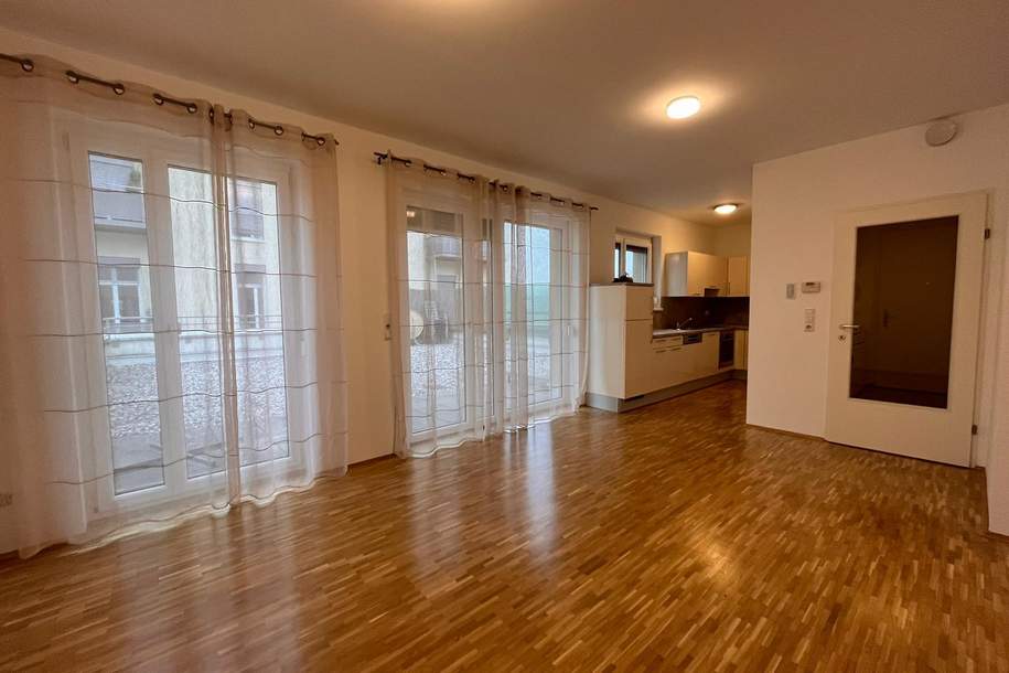 2-Zimmer-Wohnung mit Dachterrasse und TG-Parkplatz, Wohnung-miete, 898,38,€, 4400 Steyr(Stadt)