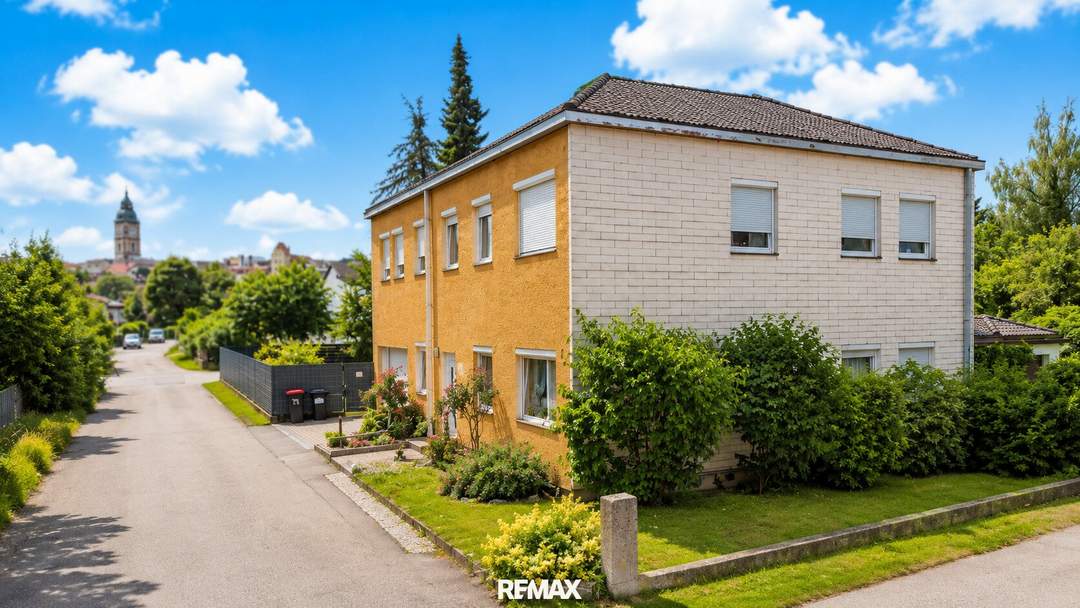 Wohnen mit Freiraum – großzügiges Wohnhaus mit Stadtturmblick