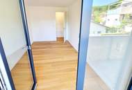 FRÜHJAHRSAKTION!! Zwischen Großstadt und Grashalm. Riesenbalkon / Riesenfreude! TOP Neubauwohnung mit viel Freiraum! Traumhafte Rundum-Terrasse + Ideale Raumaufteilung + Grün wohin das Auge reicht + Luftwärmepumpe!