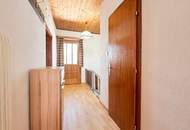 Einfamilienhaus mit Nebengebäude, Doppelgarage und großem Potenzial zur individuellen Gestaltung