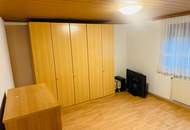 Einfamilienhaus/Mehrfamilienhaus in attraktiver Wohnlage mit viel Platz