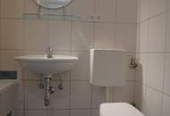 Schallmoos: Garconniere mit Balkon