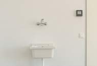 Halle mit extra Lagerfläche und 3 Büros - Erstbezug, technische Top-Ausstattung - PV-Anlage!