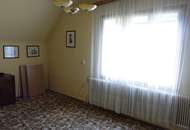 **HARTBERG-Ring - TOPLAGE** Sanierungsbedürftiges Wohnhaus mit Unterkellerung in Grünlage!