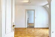 Originale ALTBAU - DG WOHNUNG - 2 Zimmer - NIBELUNGENVIERTEL