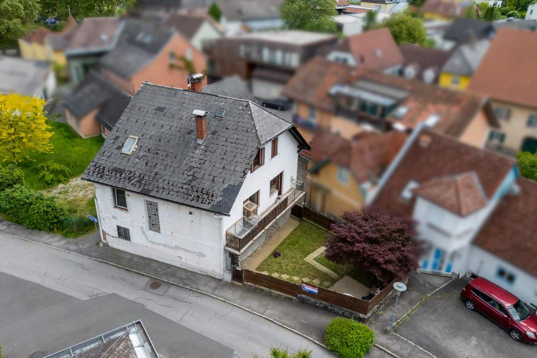 SANIERUNGSBEDÜRFTIGES Stadthaus in Deutschlandsberg!