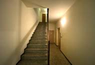 Zentral begehbare 2-Zimmer-Wohnung im begehrten 8. Bezirk nahe U6 und Bennoplatz!