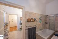 ab 1.7.: traumhafte 3-Zimmer-Altbauwohnung mit Balkon in der Brühler Straße