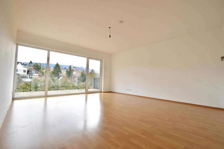 Hochwertige Wohnung mit Küche, Balkon und zwei Parkplätzen in zentraler Lage!, Wohnung-miete, 988,91,€, 4400 Steyr(Stadt)