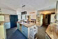 GROSSZÜGIGE VILLA IN BOCKFLIEß MIT 11 ZIMMER, POOL, DOPPELGARAGE UND WUNDERSCHÖNEM GARTEN