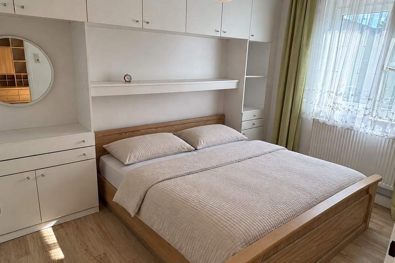 Helle, frisch renovierte und teilmöblierte 3-Zimmer-Wohnung nahe Bahnhof Gänserndorf, Wohnung-miete, 737,00,€, 2230 Gänserndorf