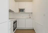 Moderne 2 Zimmer-Dachgeschosswohnung mit Balkon in zentraler Lage-ZWEITBEZUG