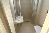 2 Zimmer DG-Wohnung - Erstbezug nach qualitativ hochwertiger Komplettsanierung - plus 2 Terrassen mit gesamt ca. 13,58 m²