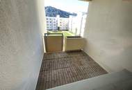 Freundliche 2-Zimmerwhg. in herrlicher Sonnenlage im Grünen – mit Balkon & Garage!