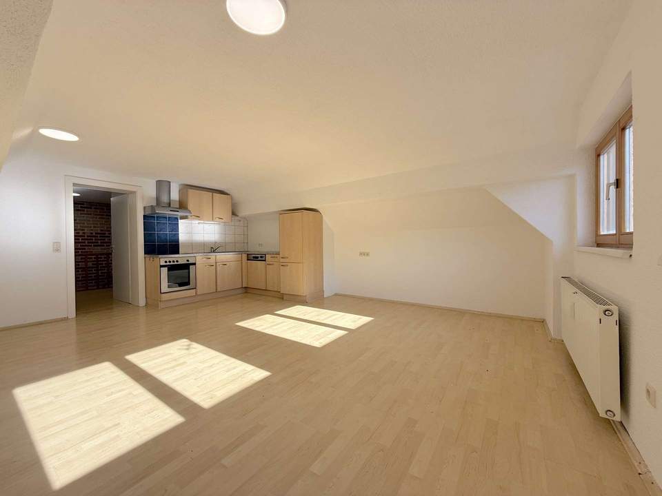 Helle 3-Zimmer-Dachgeschosswohnung in Niederöblarn