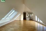 Charmante 3-Zimmer Dachgeschosswohnung inkl. Einbauküche und zwei Terrassen! Ab Juli!