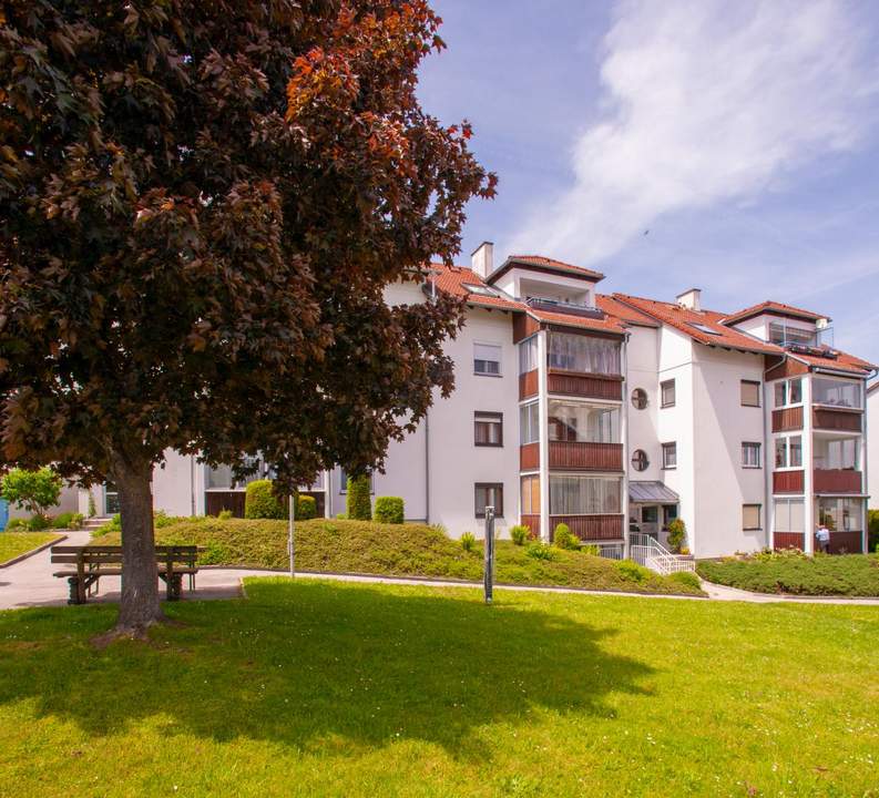 ***Super geschnittene 3- Zimmerwohnung mit Grünblick in ruhiger Lage von Bad Leonfelden!***