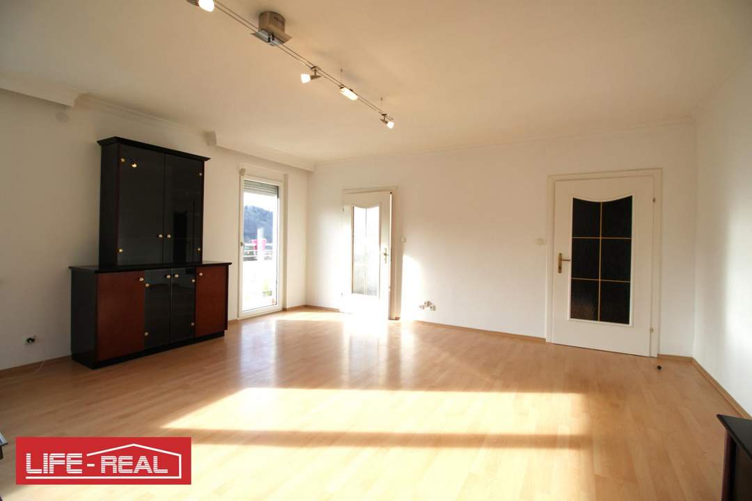 Helle &amp; geräumige Wohnung in Wernstein am Inn zu vermieten