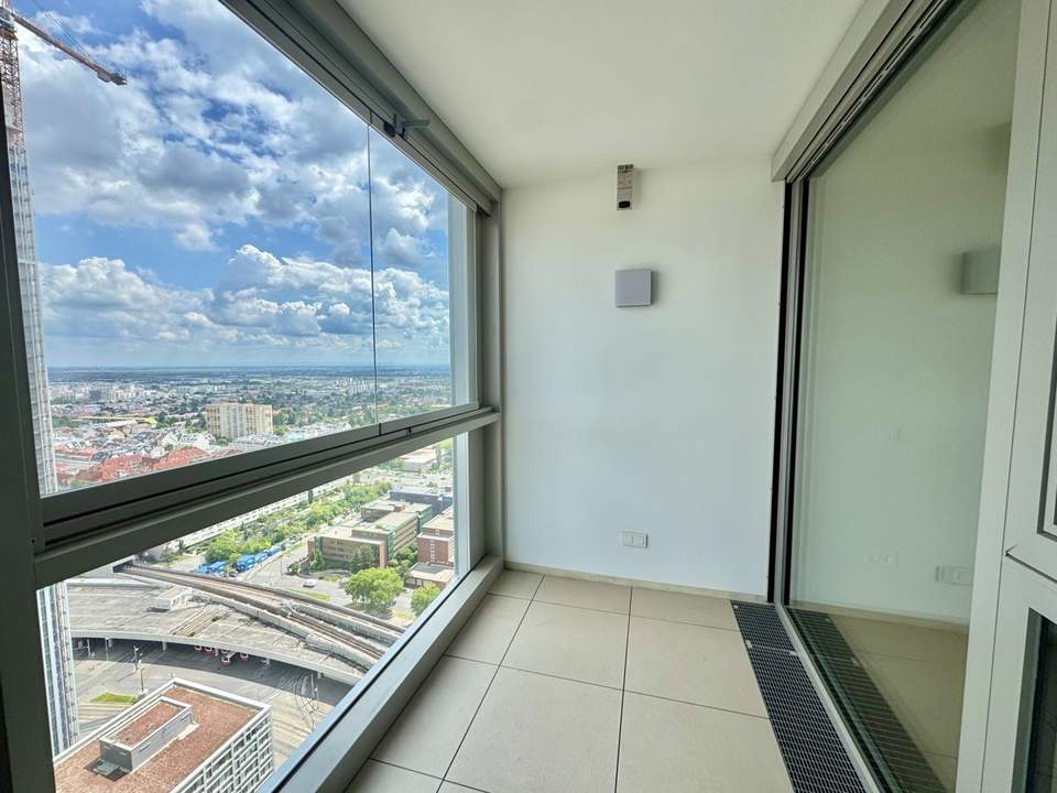 31. Stock: Erstbezug und provisionsfrei - Von Der Sonne geküsst! U1 Kagran