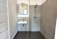 Das ist einzigartig! - Top 2,5 Zimmer Altbauwohnung mit Balkon und 32 m² Dachterrasse!