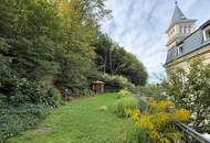 Exklusives Dachgeschoß-Juwel in Turmvilla mit großem Gartenanteil