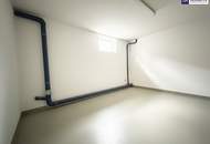 SONNENLAGE - Neuwertiges ca. 160m2 großes Traumhaus mit idyllischem Garten + Terrasse, 2 Garagen & Top-Ausstattung in Ruhelage