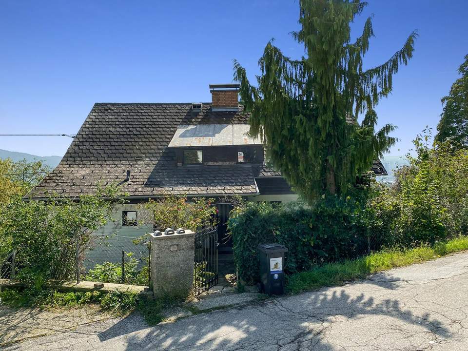 "Once in a Lifetime" Renovierungsbedürftiges Haus mit einer atemberaubenden Aussicht!