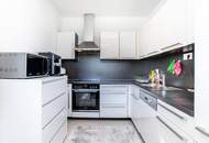 Modern sanierte 3-Zimmer-Eigentumswohnung mit sonniger Loggia und Flussblick