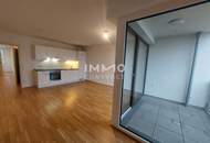 Unbefristete, hübsche 2-Zimmer Wohnung mit Loggia!