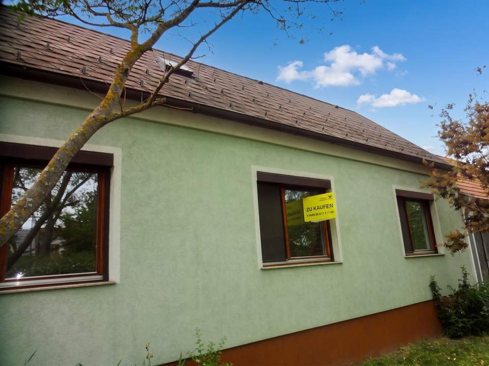 Gepflegtes Einfamilienhaus mit Potential!