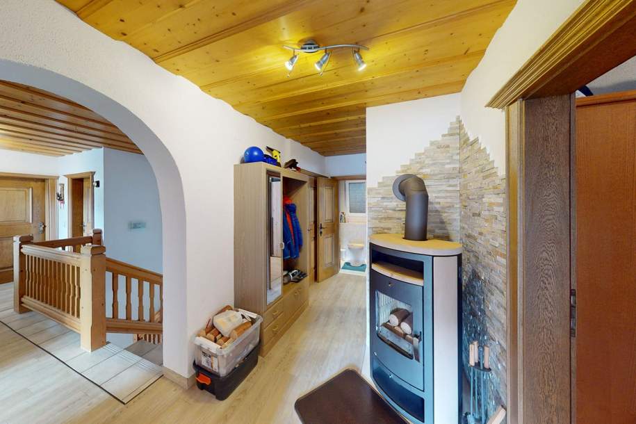 Heimeliges Einfamilienhaus – Wohnen mit Charme und Ausblick!, Haus-kauf, 390.000,€, 6525 Landeck