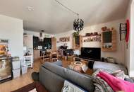 Klassische 2-Zimmer-Wohnung mit großem Balkon - verfügbar ab April 2026