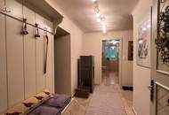 Exklusiv sanierter Vierkanthof mit idyllischem Innenhof und Naturgarten