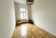 Wunderschöner Altbau in UNI nähe!