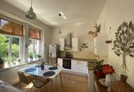 Traumhafte 3 - Zimmer - Altbauwohnung mit Loggia in Alturfahr
