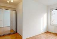 Einziehen und Wohlfühlen! Nette 2-Zi-Wohnung mit Loggia