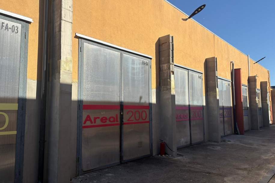 Provisionsfreie Halle ca. 26 m² mit Hebebühne sucht einen Nachmieter FA5, Gewerbeobjekt-miete, 370,00,€, 2601 Wiener Neustadt(Land)