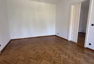 6 Zimmerwohnung (189m²) in der Pulverturmgasse mit Blick auf die Canisuskirche