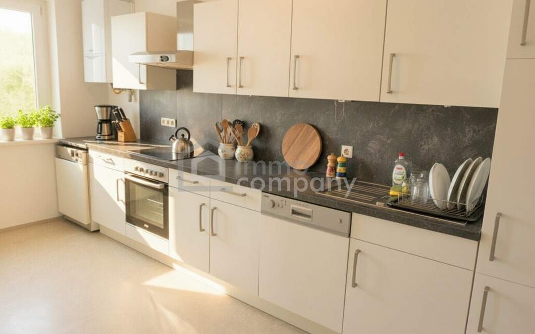 3 Zimmer - Küche - Bad - Speis / Kellerabteil und Tiefgaragen Stellplatz