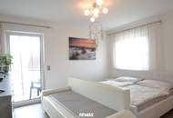 Neuwertiges Haus auf großem Baugrund in Randlage