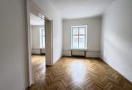 Stilvolles Altbaubüro - oder Praxisfläche mit Balkon in bester Innenstadtlage